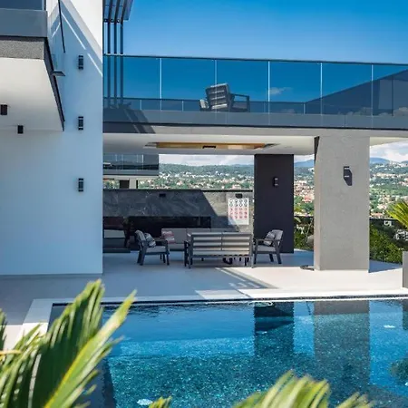 Platinum Villa